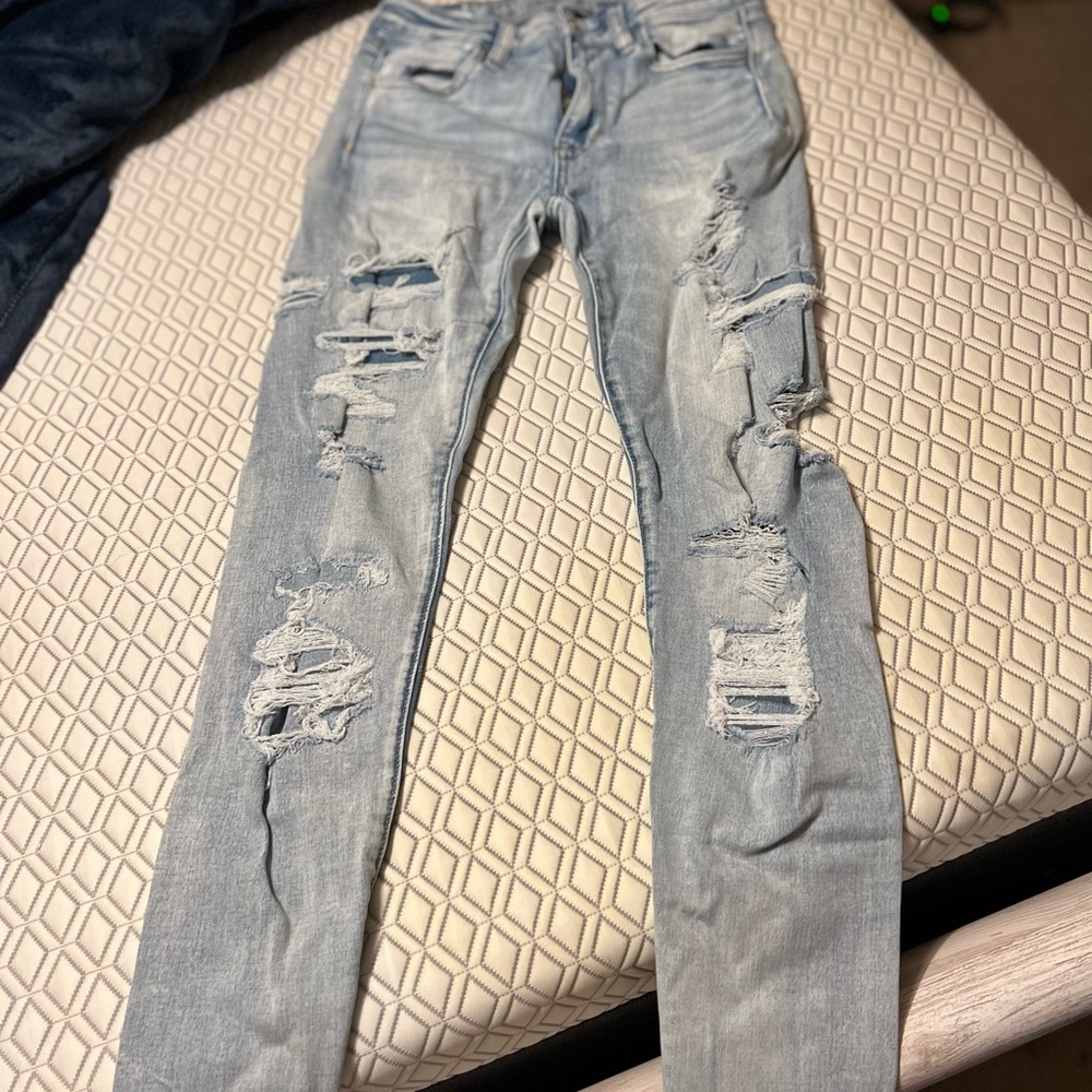 American Eagle Outfitters Light Blue Ripped Ankle Jeans